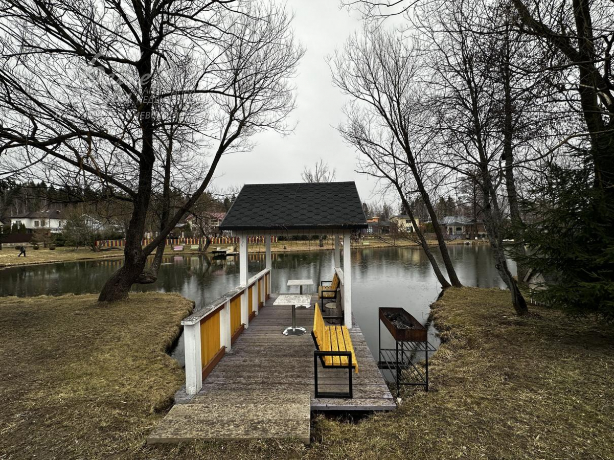 Зона для барбекю в поселке Лесной Пейзаж